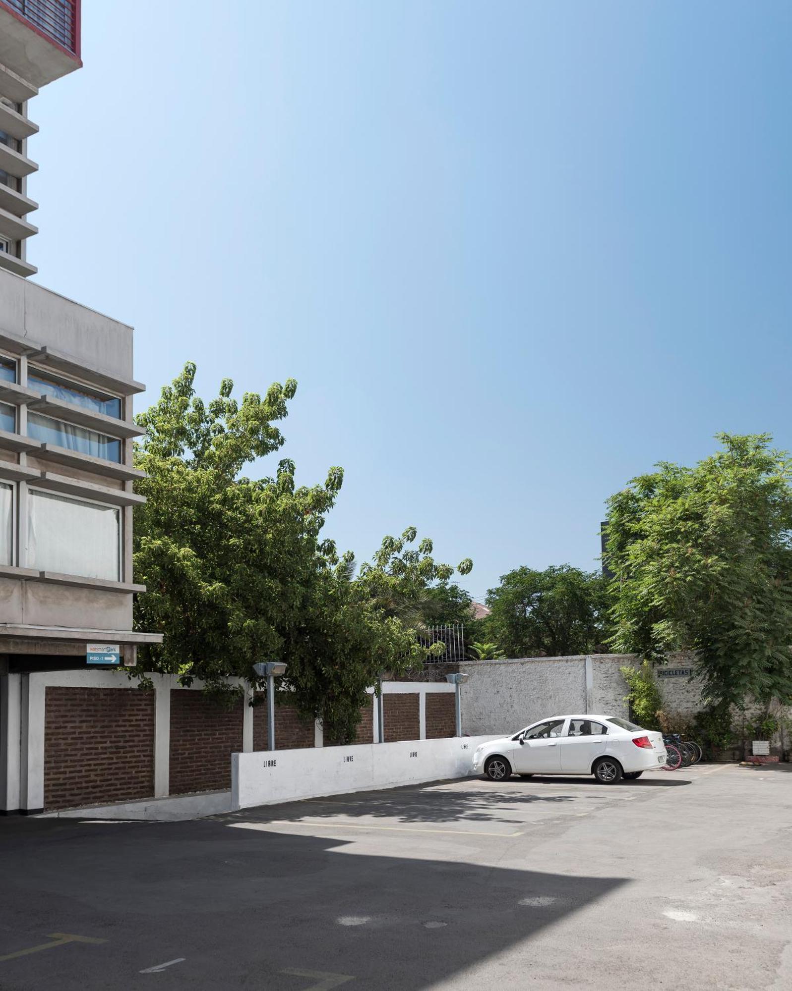 Hotel Nippon Y Centro De Eventos Santiago Exterior photo