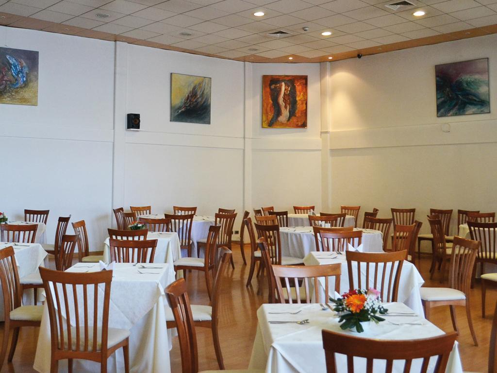 Hotel Nippon Y Centro De Eventos Santiago Exterior photo
